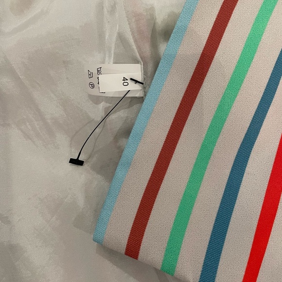 Emporium Armani blazer size 40. Fun, vibrant colors. Worn once. - Picture 2 of 3